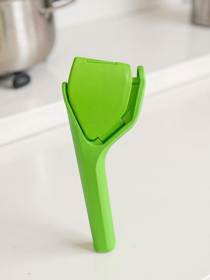 Lemon Squeezer,Juicer Squeezer, Hand Citrus Press, Folds Design
